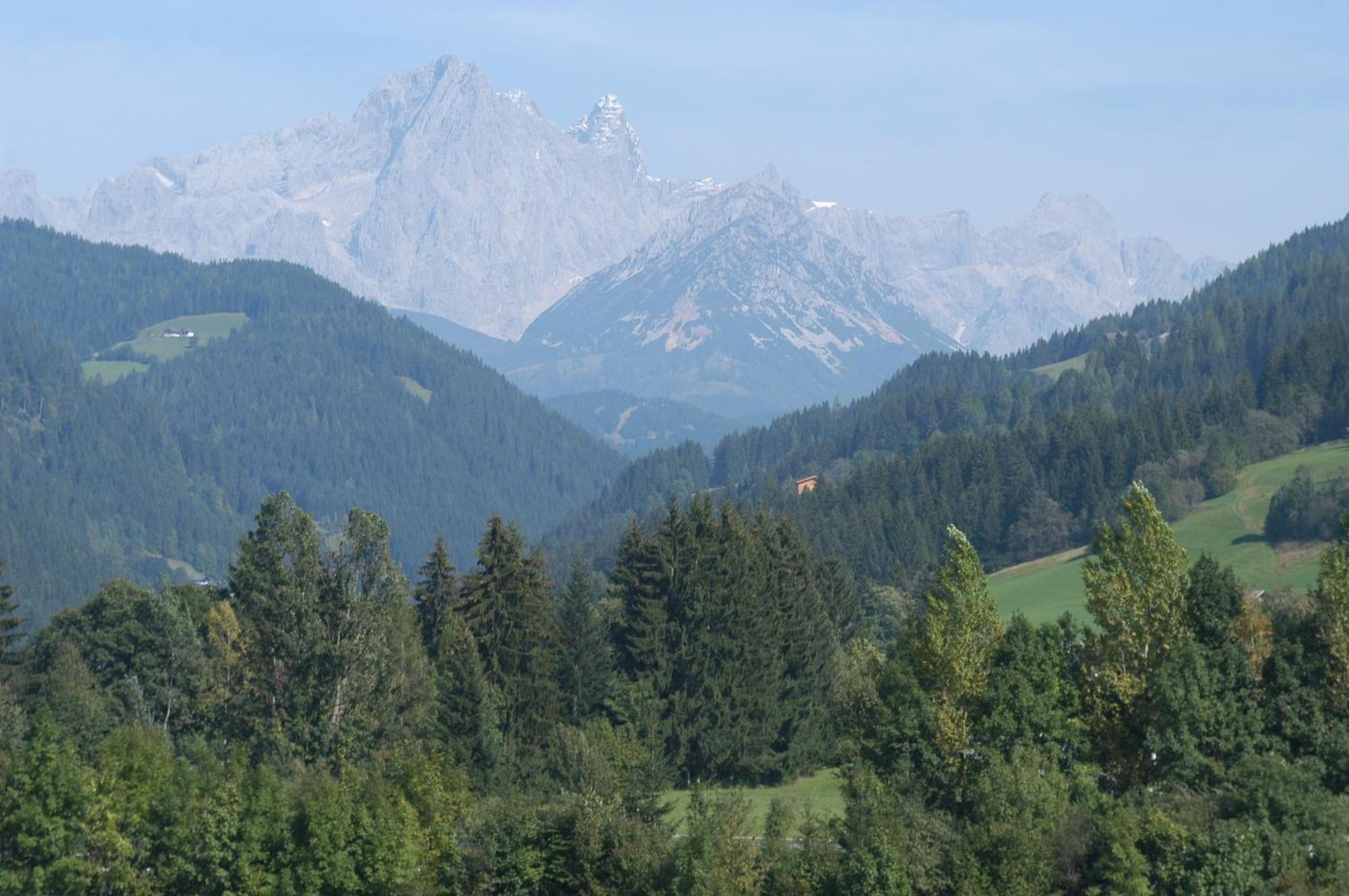 Haus Dachstein Schnitzer Hotel Eben Im Pongau Luaran gambar